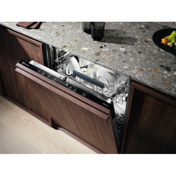 Посудомийна машина Electrolux EMS47320L