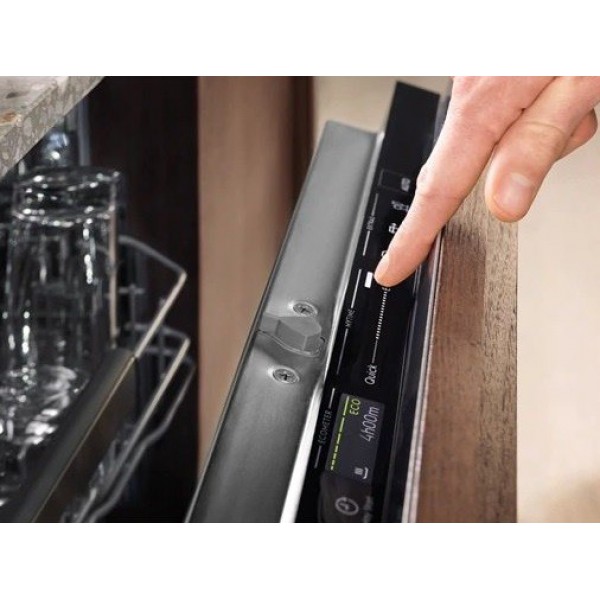 Посудомийна машина Electrolux EMS47320L
