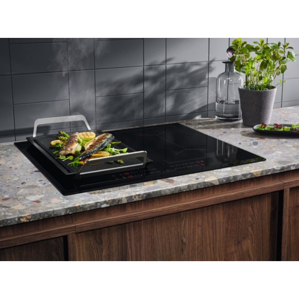 Варильна поверхня Electrolux EIV644