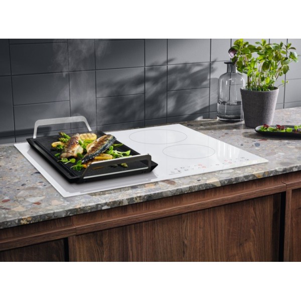 Варильна поверхня Electrolux LIV63431BW