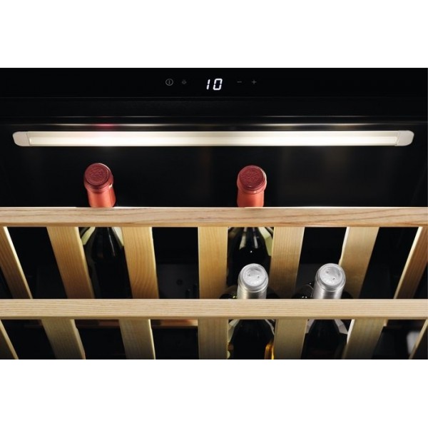 Винна шафа Electrolux KBW5X