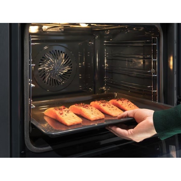 Духова шафа ELECTROLUX EOB7S31V