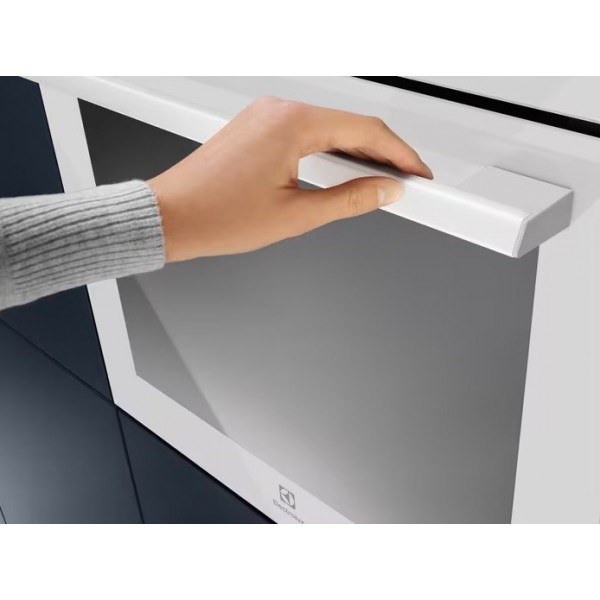 Духова шафа ELECTROLUX EOB7S31V